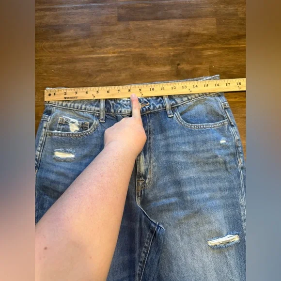 Zenana Women’s Distressed Thrashed High Rise Raw Hem Cut Off Ankle Jeans SZ 30 - Picture 8 of 10